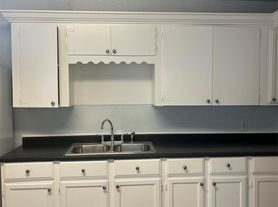 5537 Bataan Rd, Houston, TX