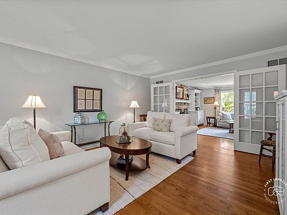 4th image of 1203 Payne Ave