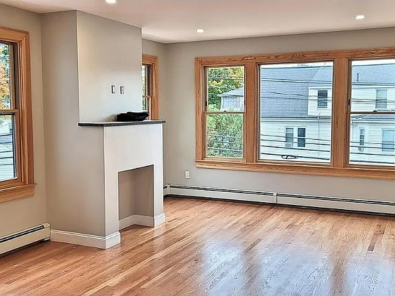 4th image of 31-33 Columbus Ave #2