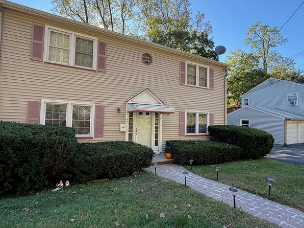 76 Mount Kemble Ave FLOOR 2