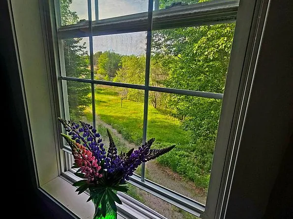 64 Clydesdale Way, Bernard, ME 04612