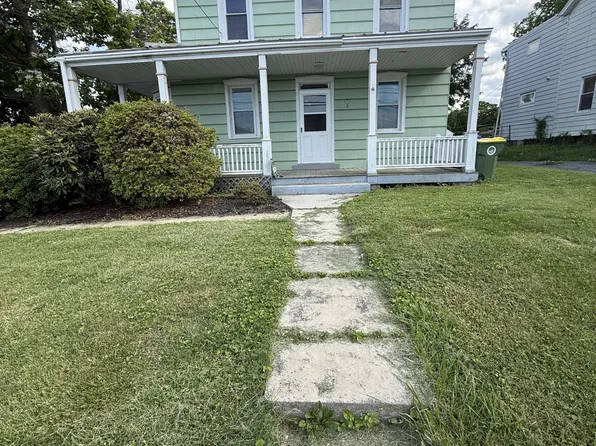 3 W Kendig Rd APT B, Willow Street, PA 17584