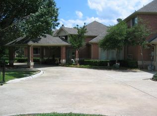 225 Cedar Tree Ln, Heath, TX 75032