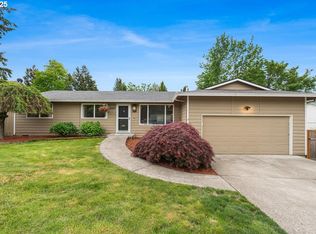 39320 Evans St, Sandy, OR 97055