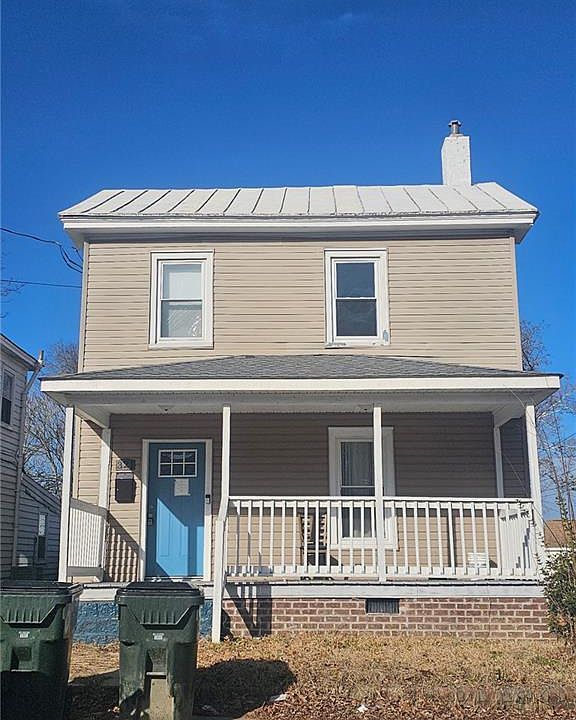 1st image of 321 Hill St