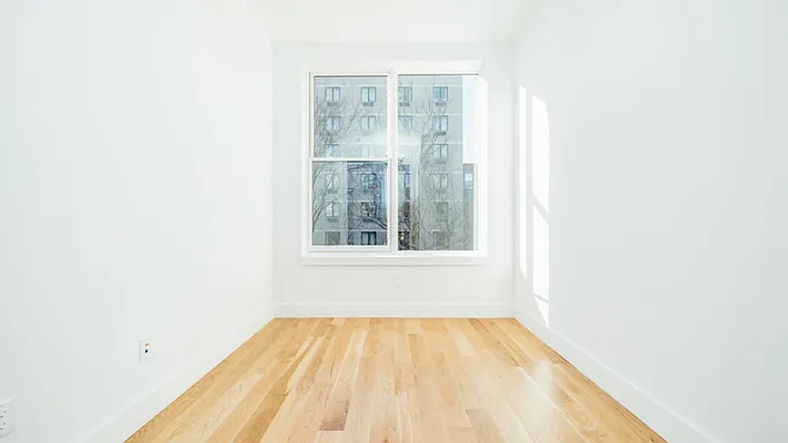 Rented by Nooklyn NYC LLC | media 31