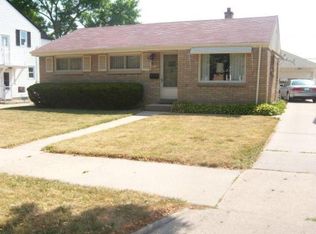 3758 N 97th St, Milwaukee, WI 53222