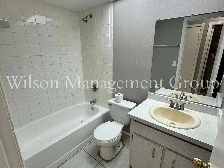 1912 Wizard Ct — Photo 8
