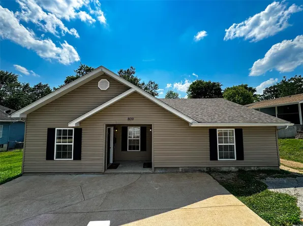 809 Warne St, Festus, MO 63028
