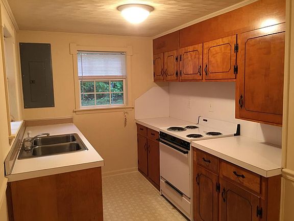 4th image of 362 Lotus Dr