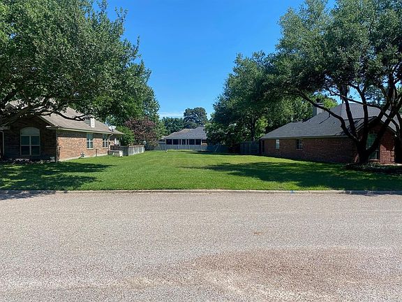 2nd image of 5126 Park View Dr