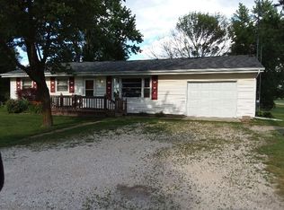 21014 N 1366 East Rd, Pontiac, IL 61764