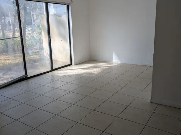 1110 SW 62nd Ter APT C, Gainesville, FL 32607