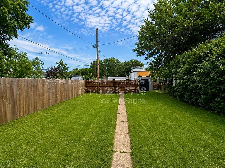 6770 Chamberlain Ave — Photo 3