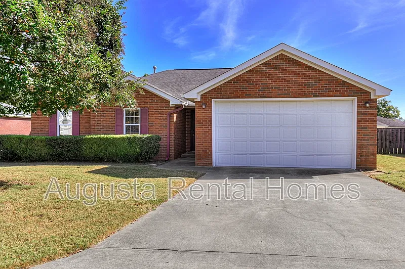 223 Taylor Cir