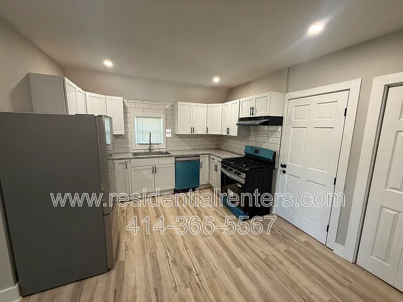 2 bed, 1.0 bath, 900 sqft, $1,150 — Photo 4