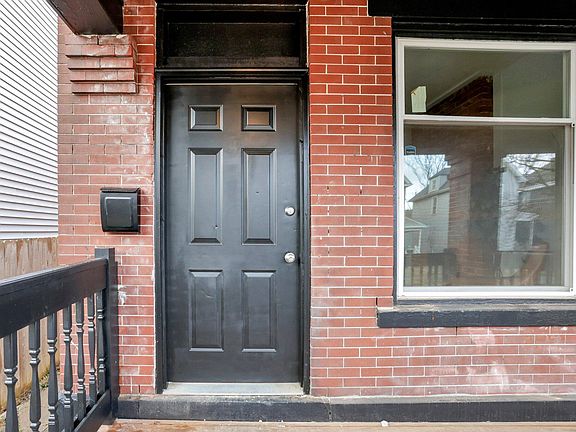 5th image of 453 S 22nd St #5
