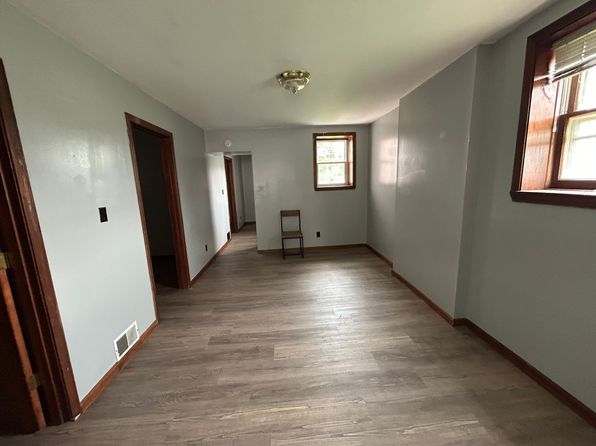 15 Spruce St APT 1