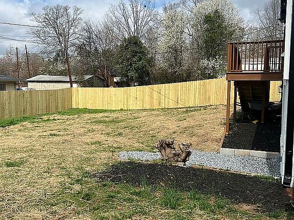 5th image of 407 I St