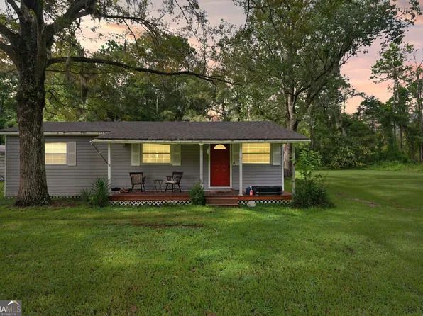 111 Billyville Rd, Woodbine, GA 31569