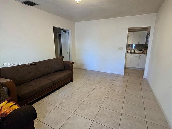 2nd image of 510 Lee Dr