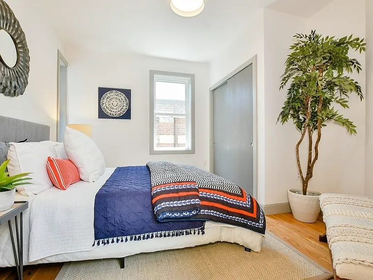 55 Howard St #3 — Photo 8