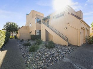 137 Nantucket Ln, Vallejo, CA 94590