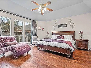 Large master bedroom