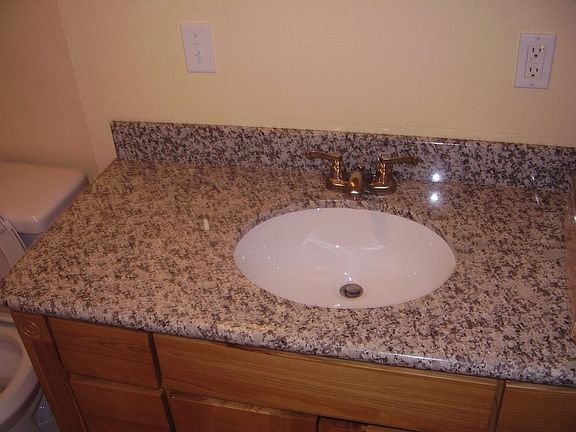 Slab granite in bathroom