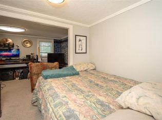 525 Perry St, Lawrence, KS 66044