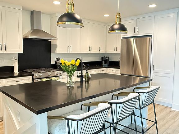 4th image of 1103 Catania Ct Unit 208