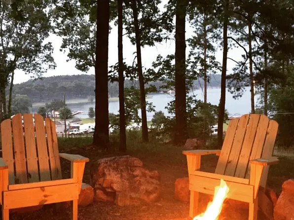 765 Willingham Rd, Talladega, AL 35160