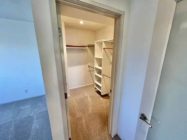 Spacious 3BR Bluff Heights Home | Gated Yard, Garage & Modern Upgrades — Photo 30