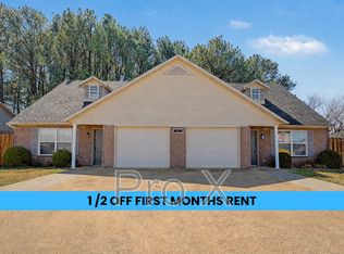 3403 SW Victoria Pl APT 2, Bentonville, AR 72712