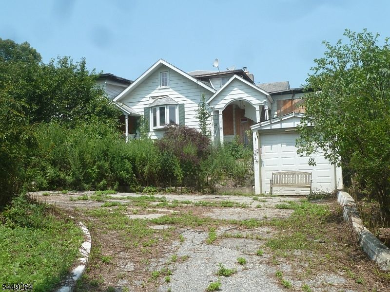 1st image of 4 Smith Rd