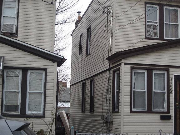 3rd image of 11524 146th St
