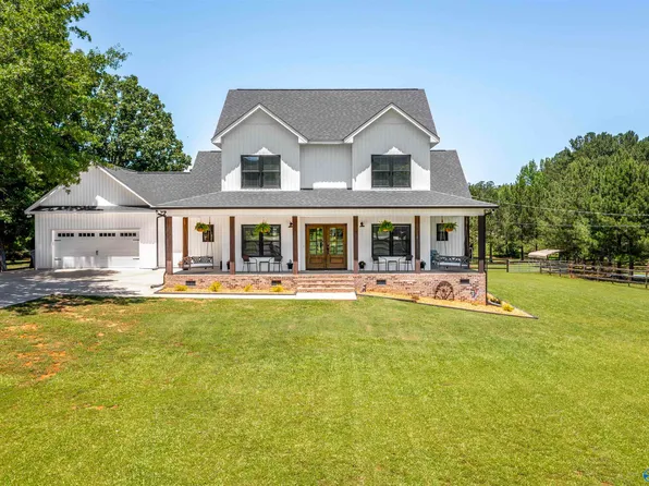 185 Meadowbrook Dr, Piedmont, AL 36272