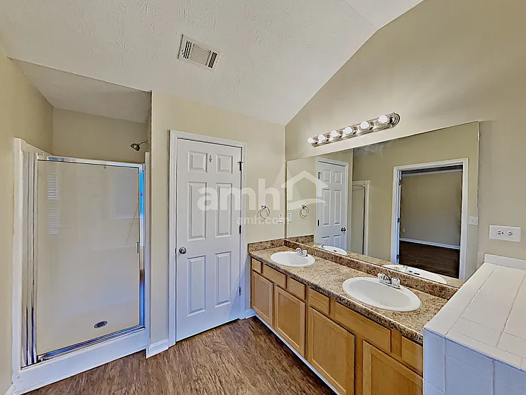 247 Oceanliner Dr — Photo 11