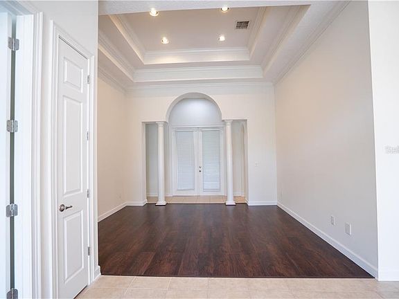 3rd image of 2888 Park Meadow Dr