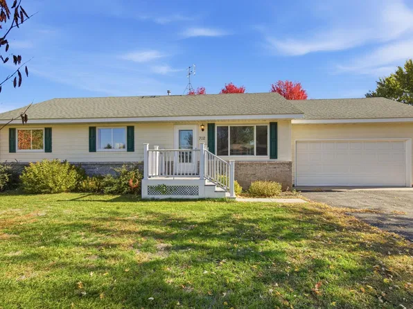 702 2nd Ave NE, Saint Joseph, MN 56374