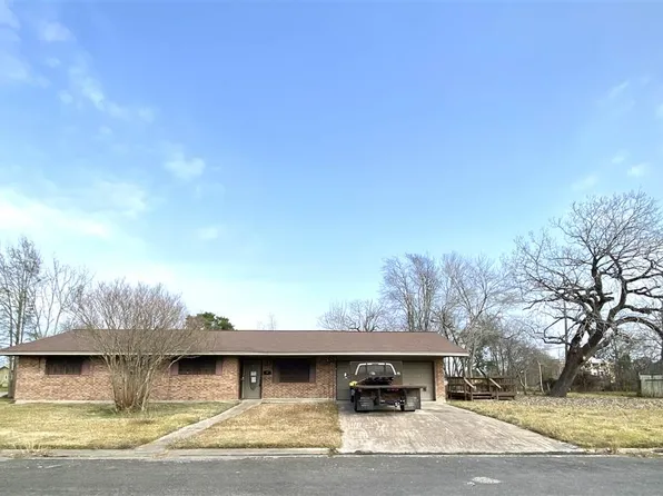 1726 Beaumont Ave, Port Arthur, TX 77640