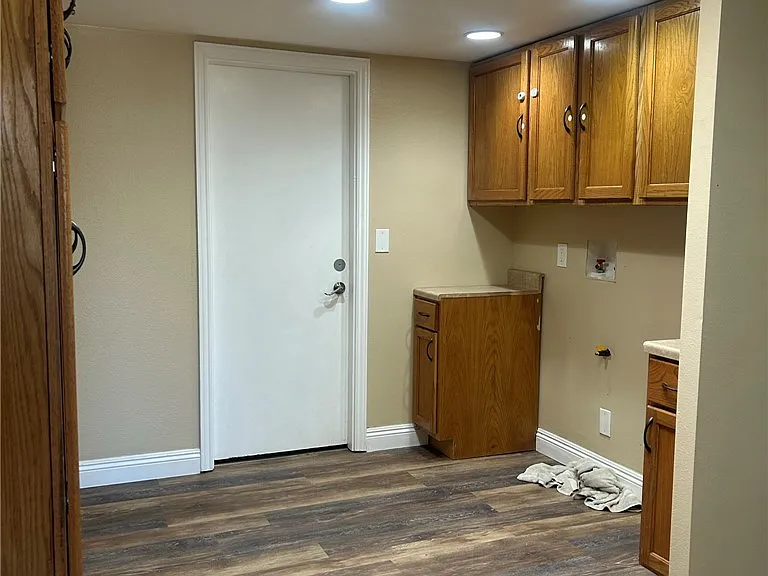 3058 Madison Ave — Photo 9
