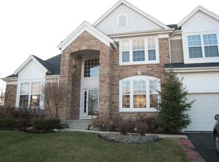 2741 Bainbridge Blvd, West Chicago, IL