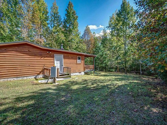 3rd image of 457 Johnson Cove Rd