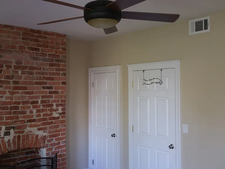 1242 Columbia Rd NW — Photo 29
