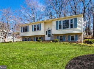 1933 Reprise Ct, Vienna, VA 22182