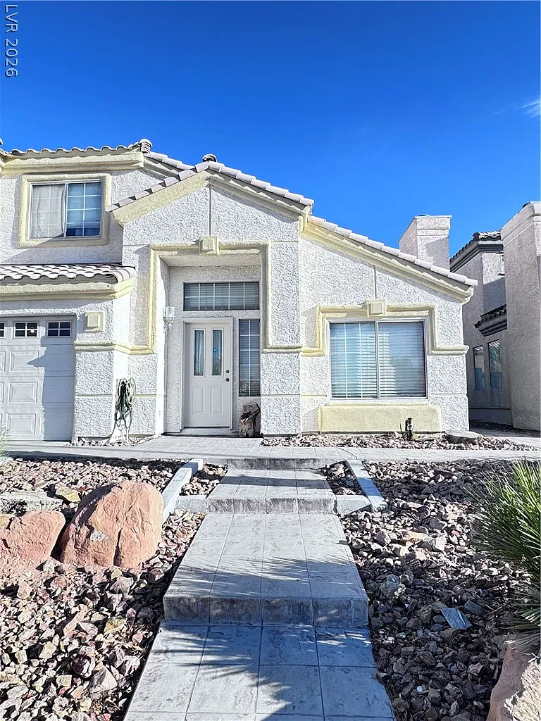 3 bed, 2.5 bath, 1776 sqft, $2,650 — Photo 1