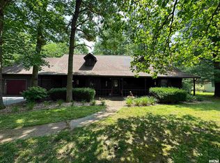 499 Winters Ln, Murphysboro, IL 62966