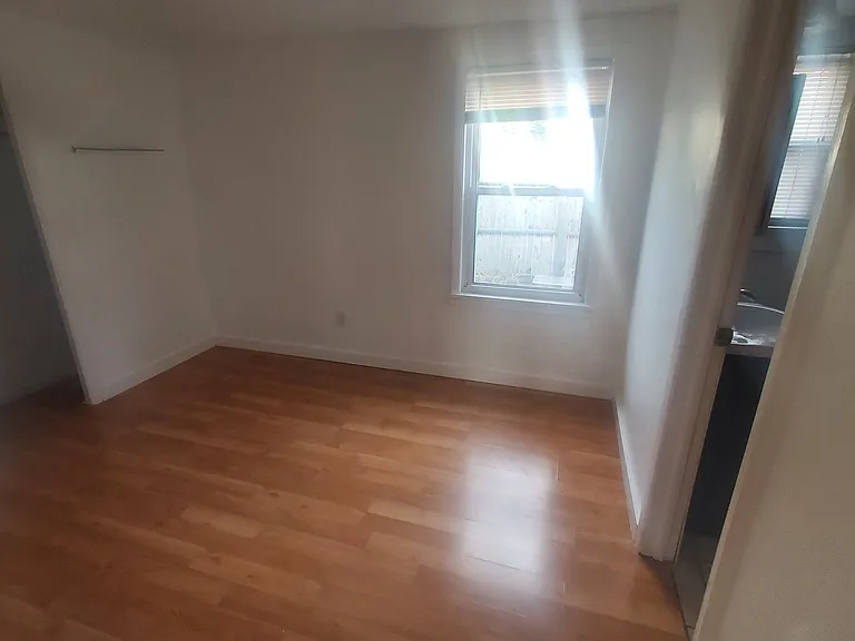 16 Park St #1 — Photo 5