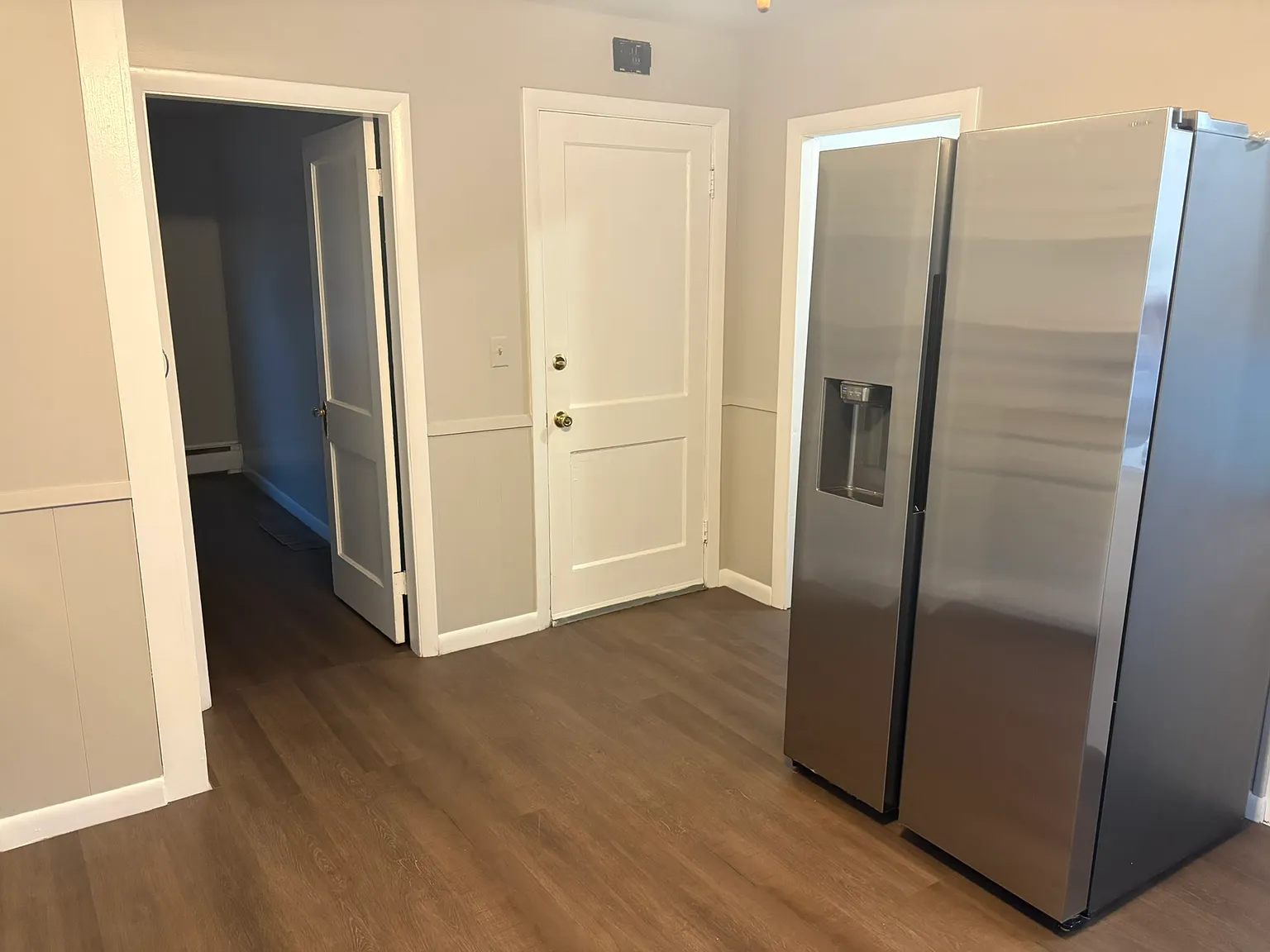 2 bed, 900 sqft, $1,800 — Photo 2